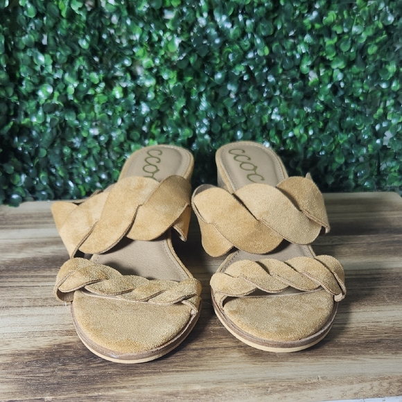 Tan Braided Sandals by CCOCCI, Size 8, Everyday Wear, Comfortable Summer - Picture 1 of 10